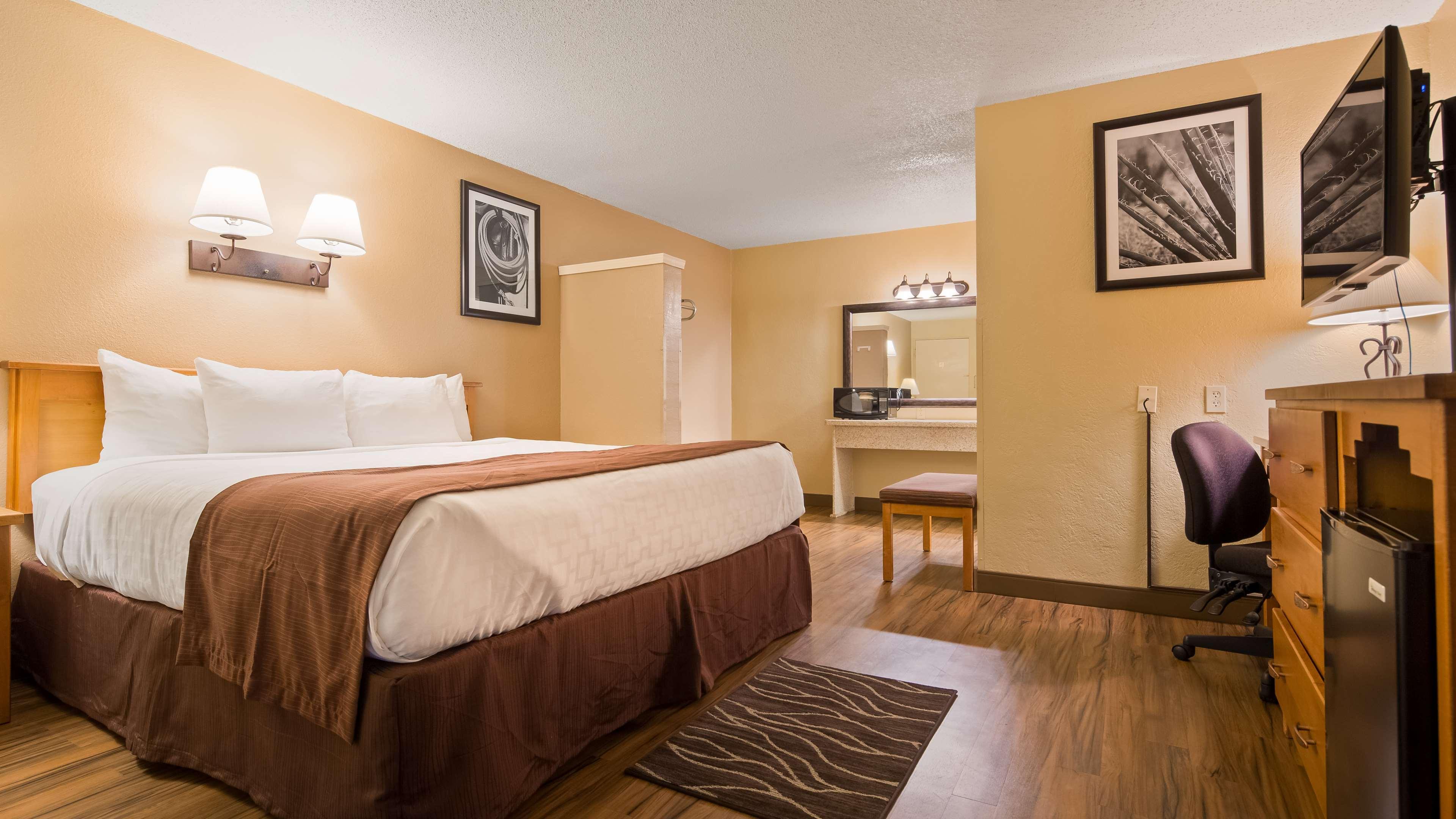 Best Western Turquoise Inn & Suites Cortez Bagian luar foto
