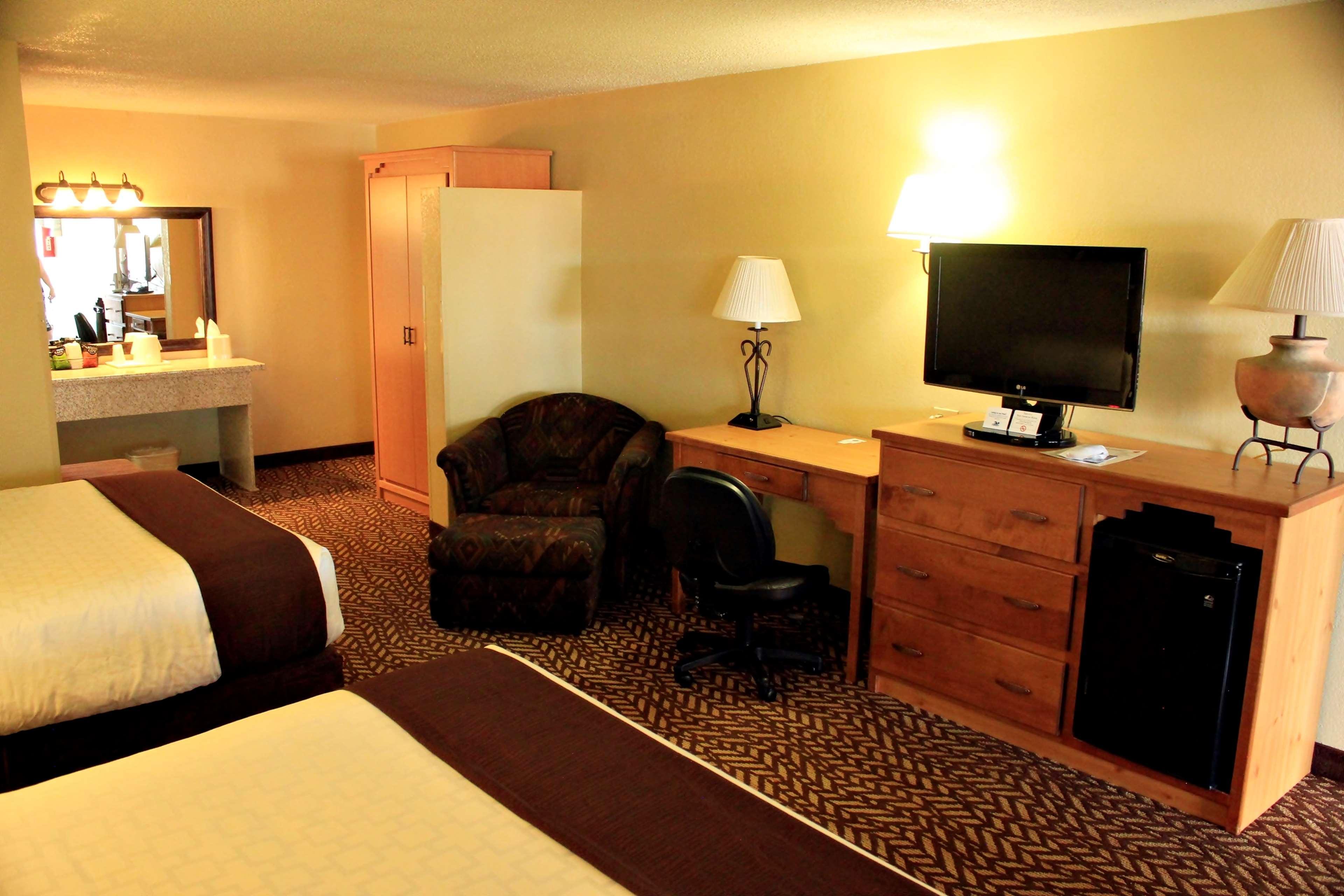 Best Western Turquoise Inn & Suites Cortez Bagian luar foto