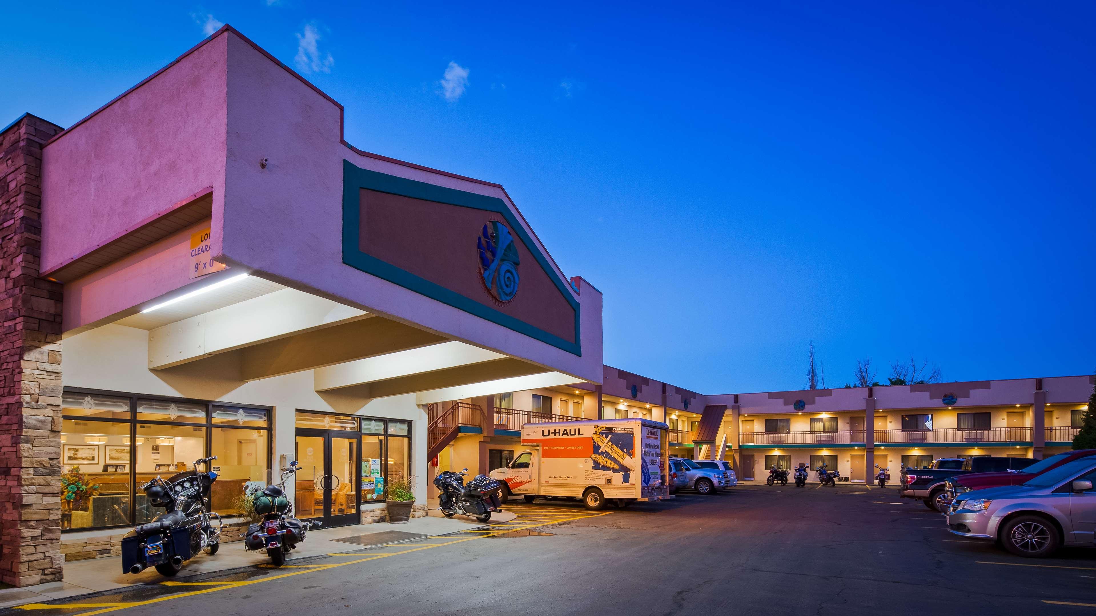 Best Western Turquoise Inn & Suites Cortez Bagian luar foto