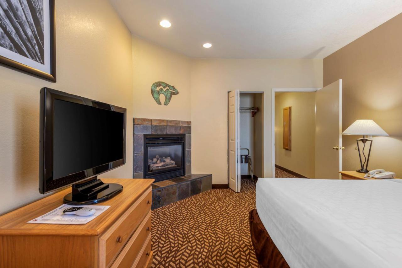 Best Western Turquoise Inn & Suites Cortez Bagian luar foto