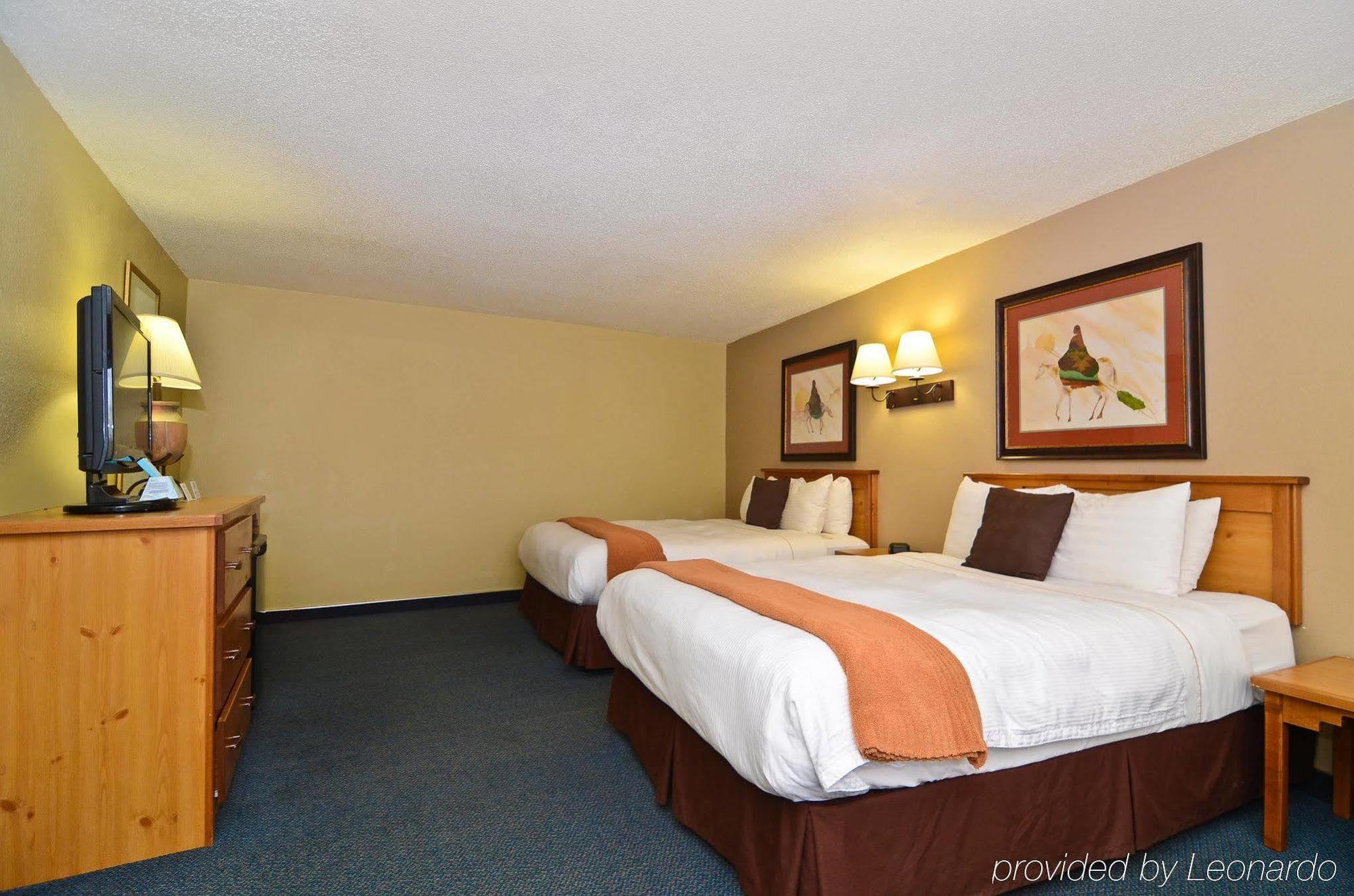Best Western Turquoise Inn & Suites Cortez Ruang foto