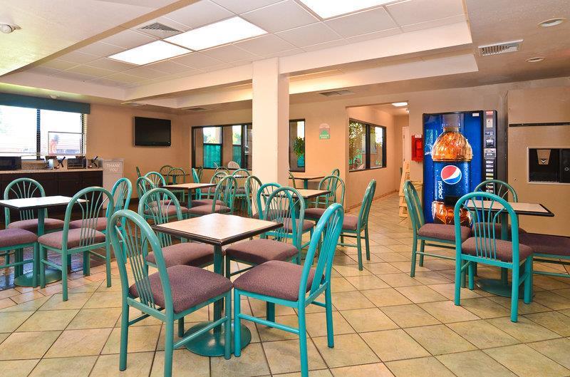 Best Western Turquoise Inn & Suites Cortez Restoran foto